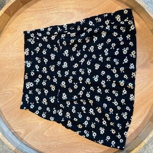 Chic Floral Black Midi Skirt